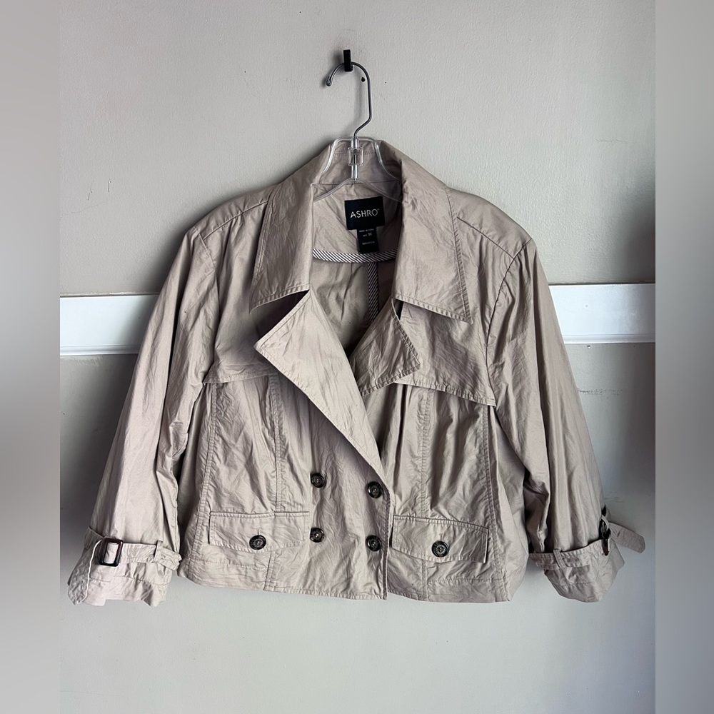 Ashro Light Beige Double-Breasted Cropped Trench Coat